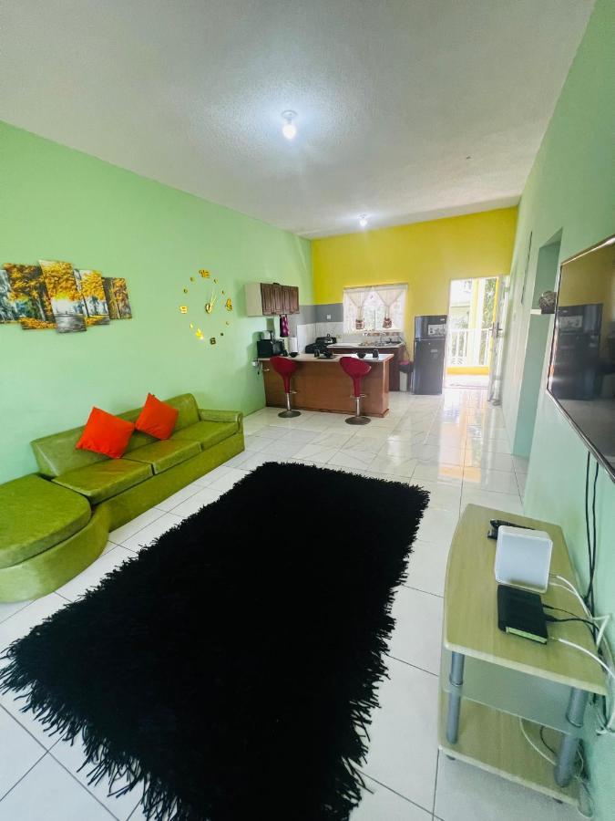 Apartamento Spring Palm Estate Saint Maryʼs