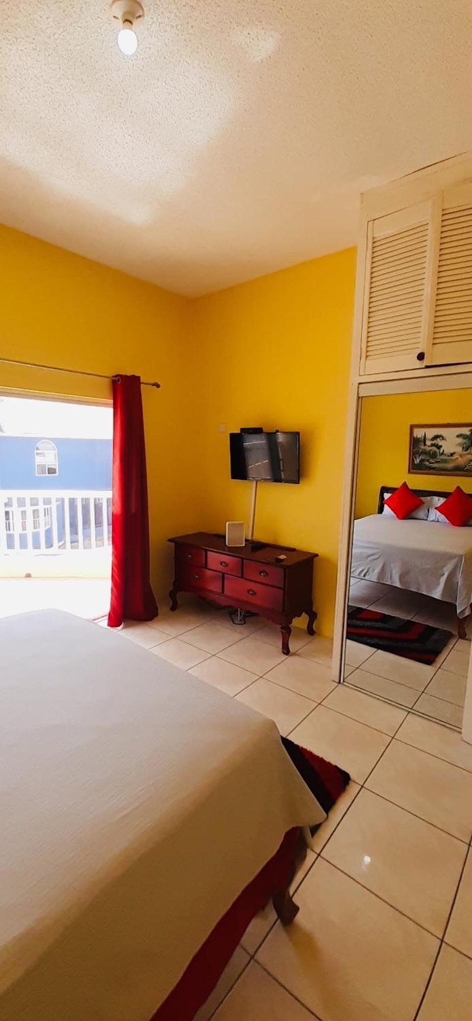 Spring Palm Estate Apartamento Saint Maryʼs